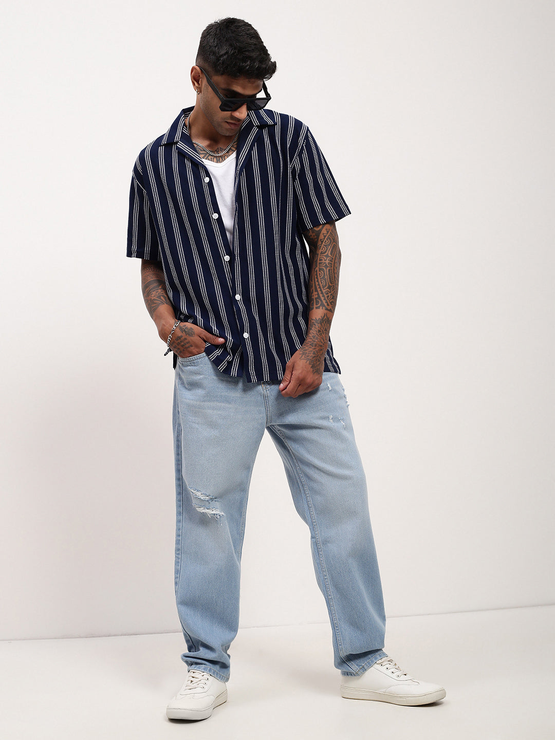 Men Blue Solid Wide Leg Jeans