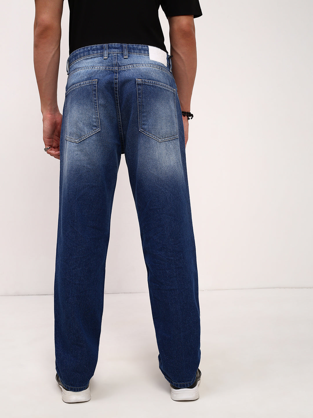 Men Blue Solid Straight Fit Jeans