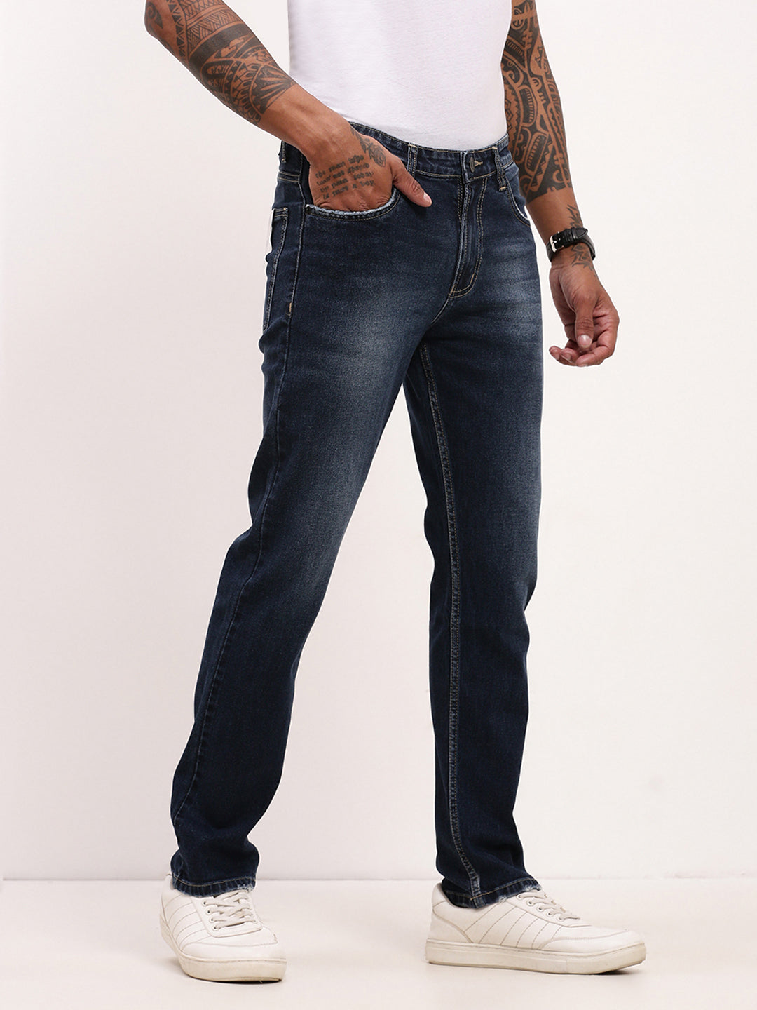 Men Blue Solid Straight Fit Jeans