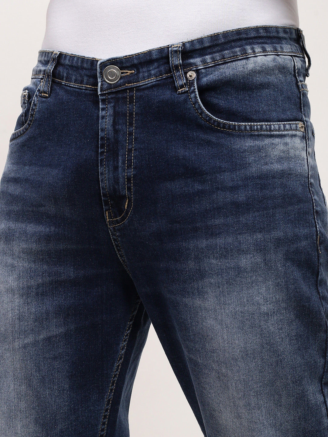 Men Blue Solid Straight Fit Jeans