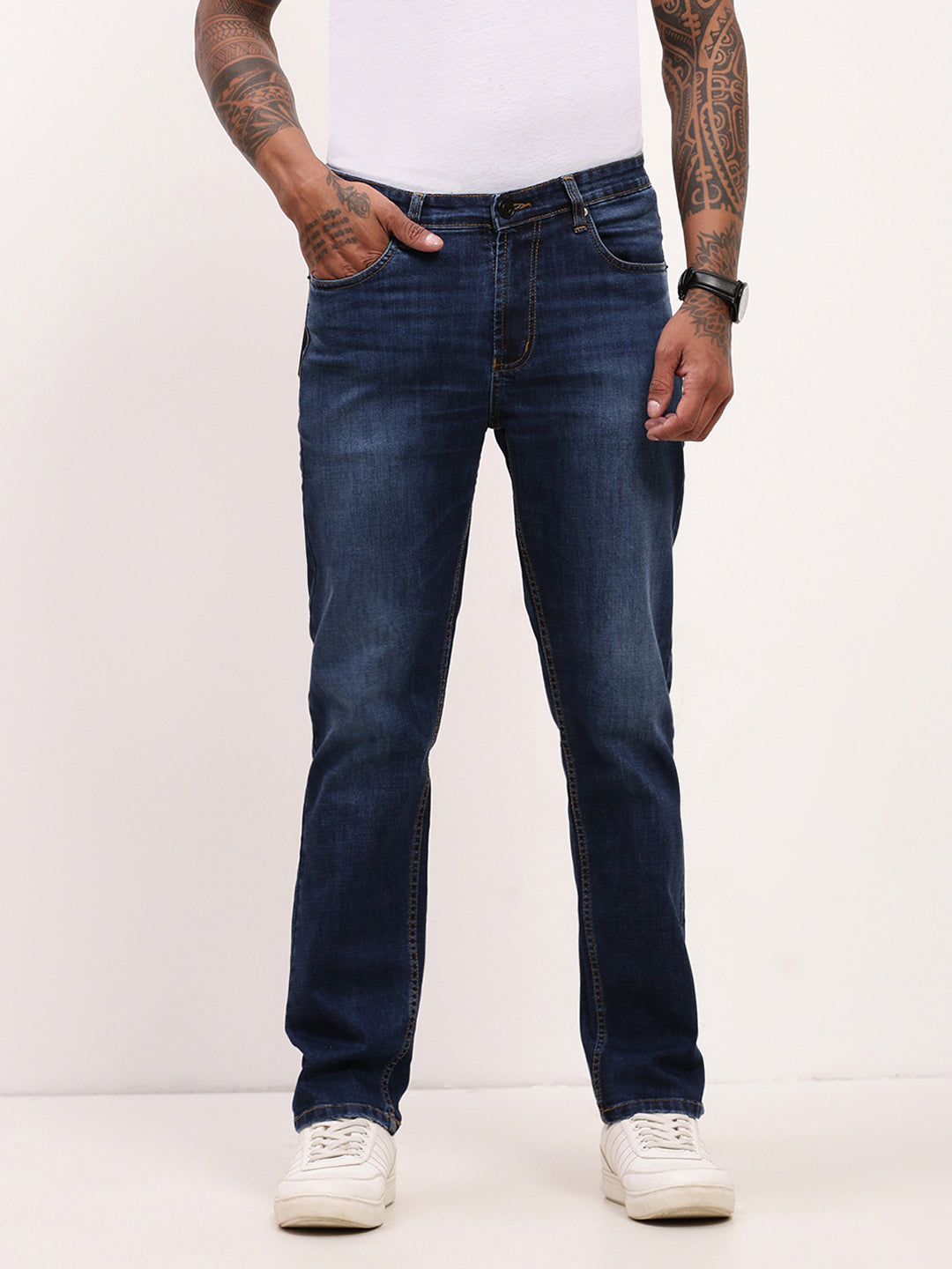 Men Blue Solid Straight Fit Jeans