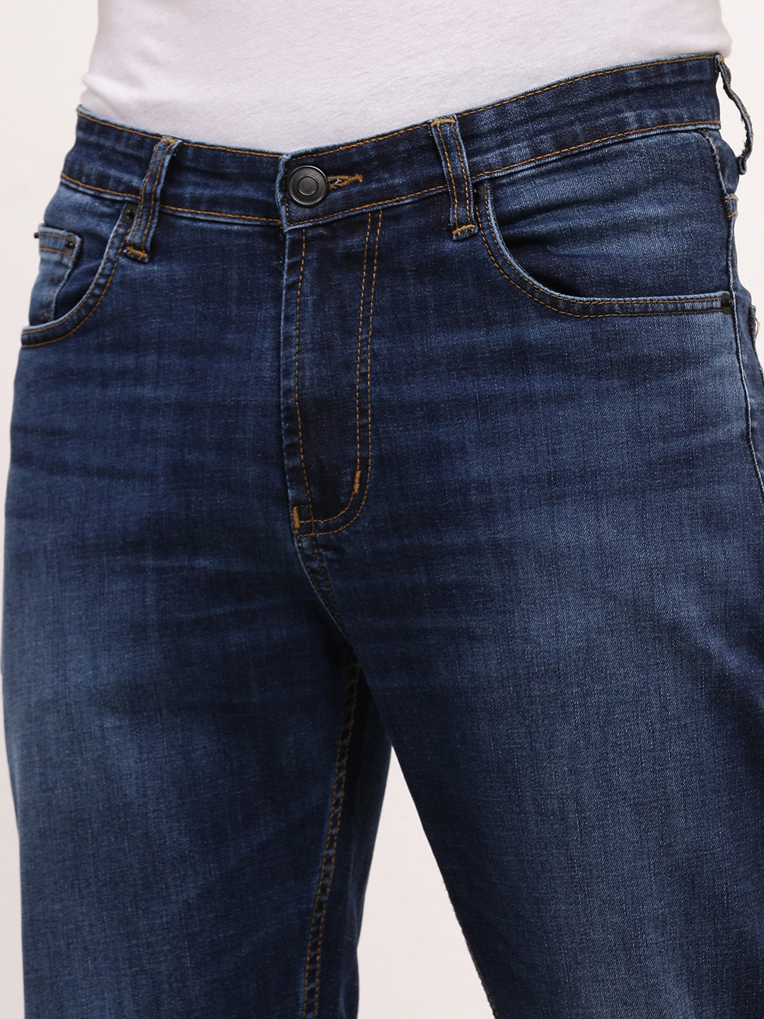 Men Blue Solid Straight Fit Jeans