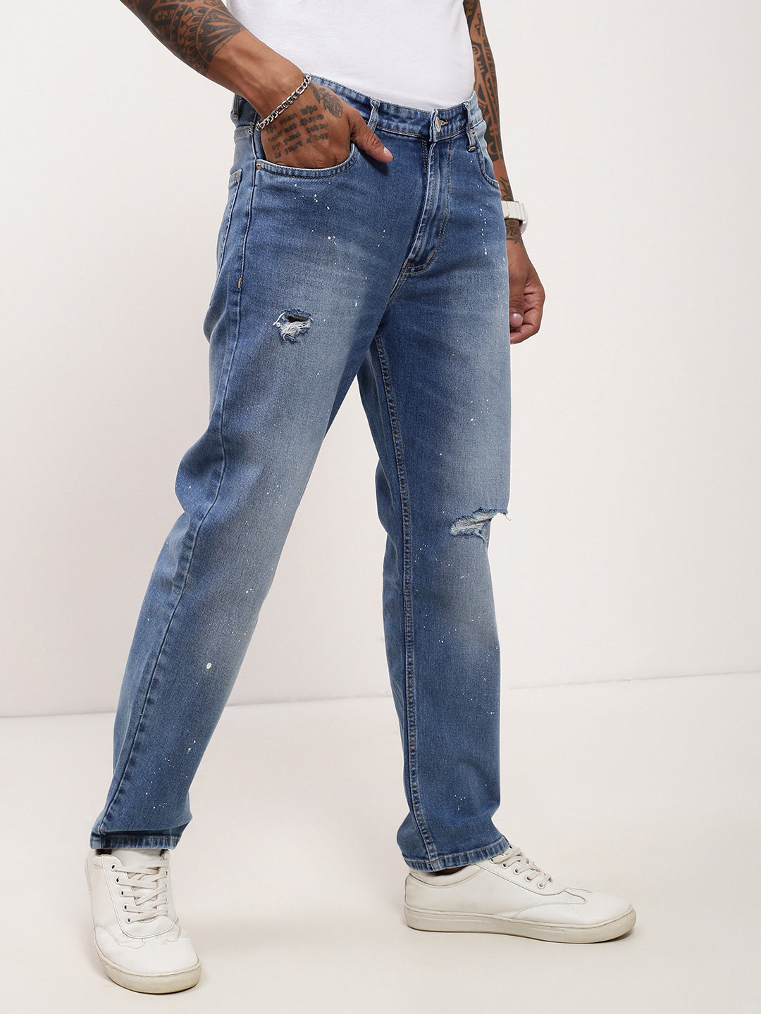 Men Blue Solid Straight Fit Jeans