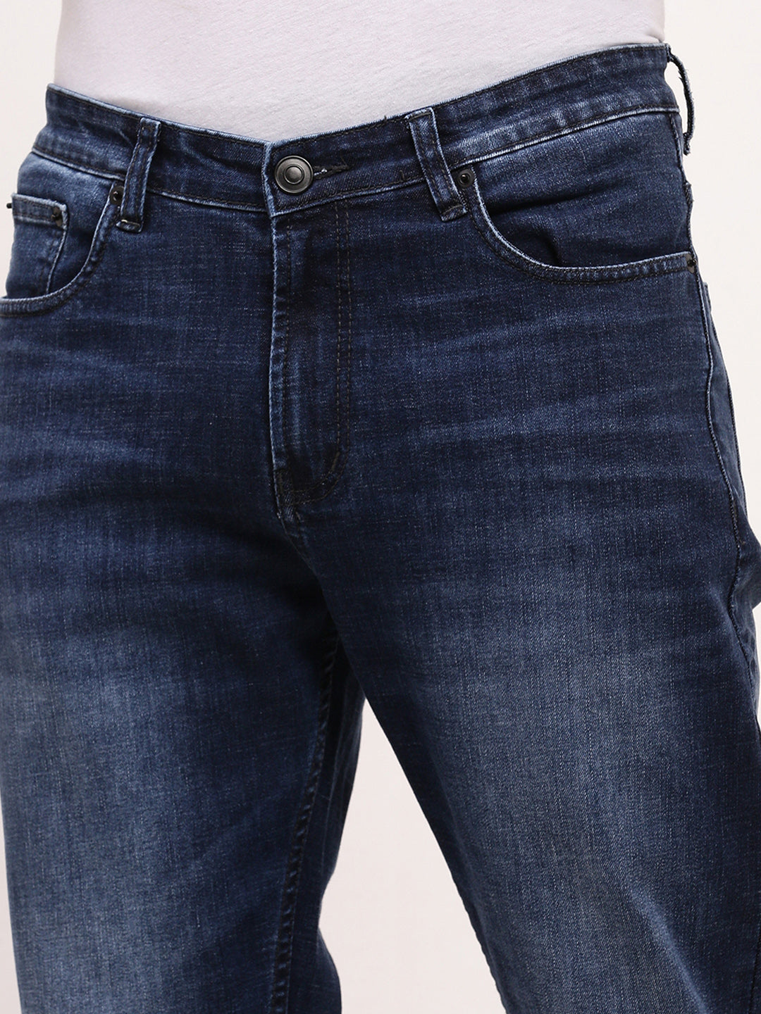 Men Blue Solid Straight Fit Jeans