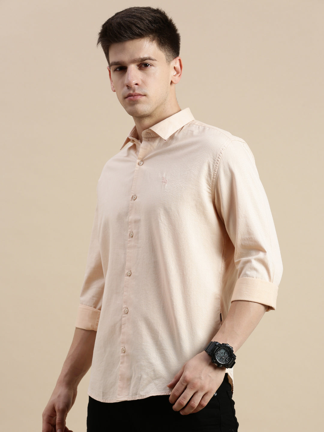 Men Spread Collar Solid Peach Shirt