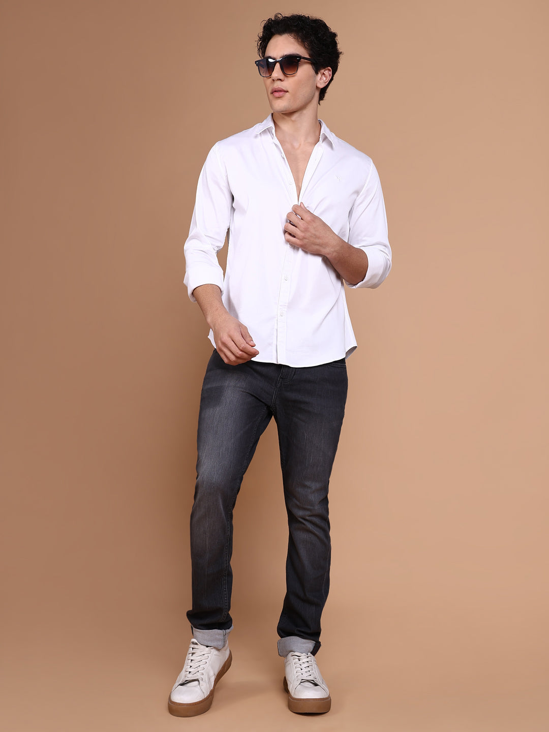 Men White Solid Shirt