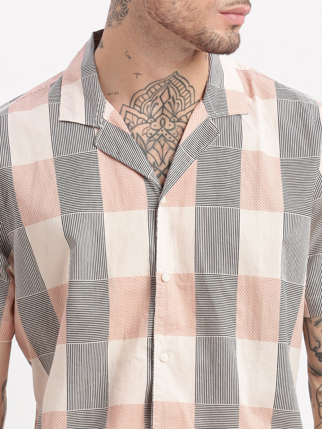 Men Geometric Print Cuban Collar Peach Co-Ords Set