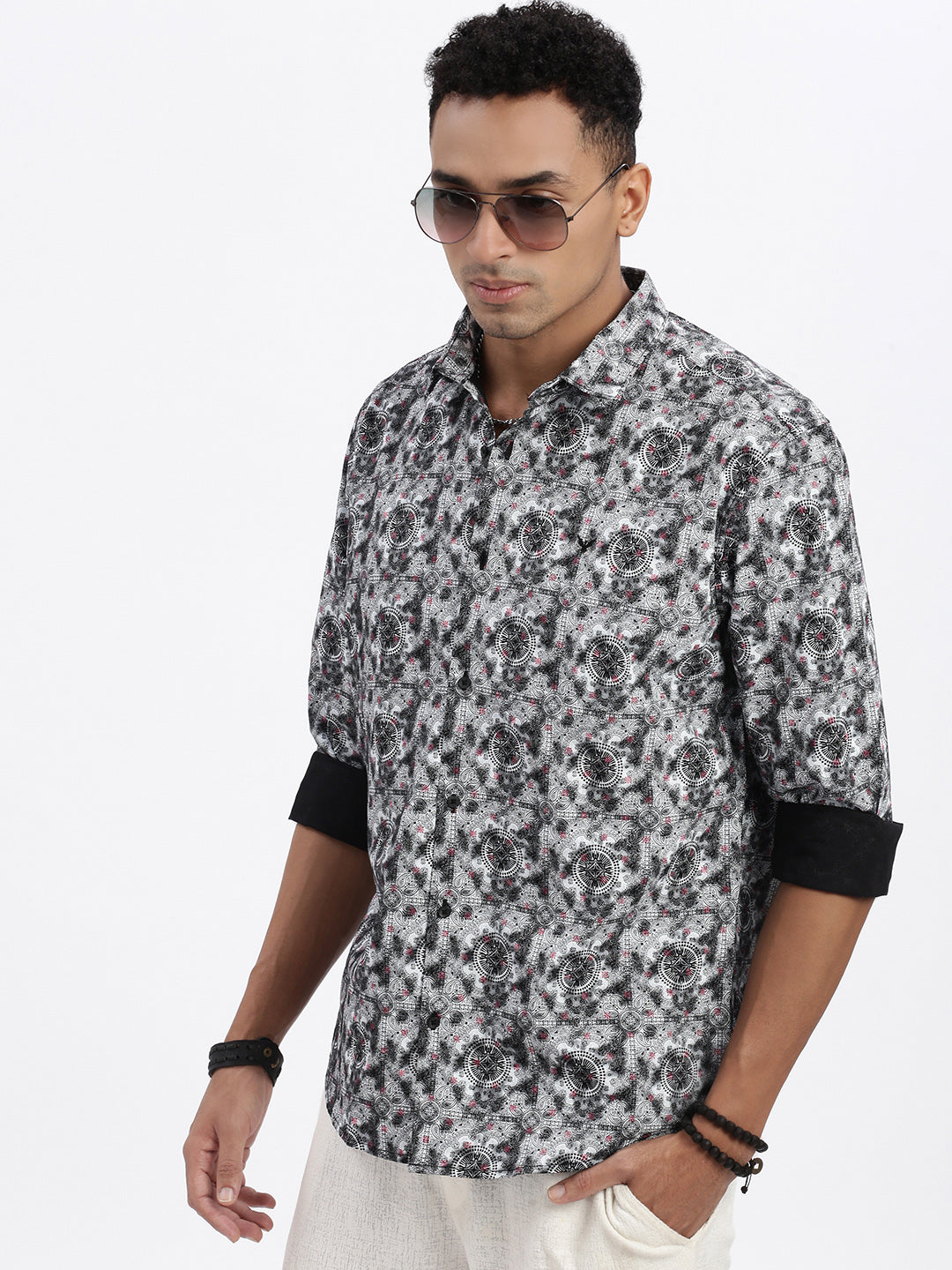 Men Grey Graphic Slim Fit Shirt