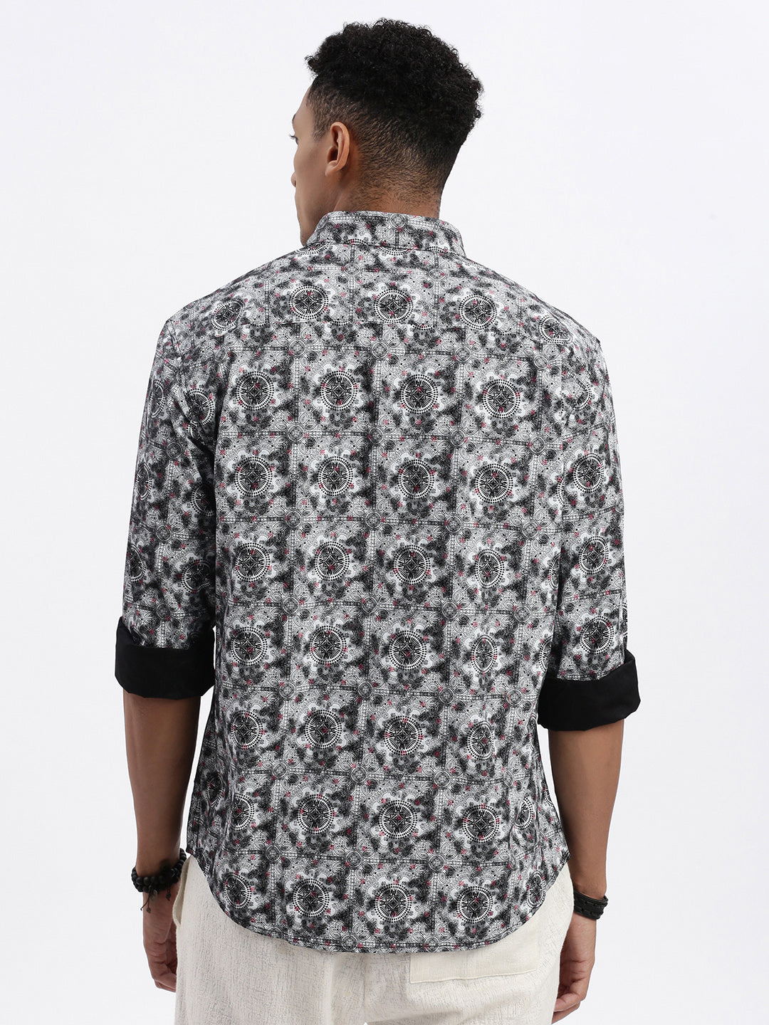 Men Grey Graphic Slim Fit Shirt