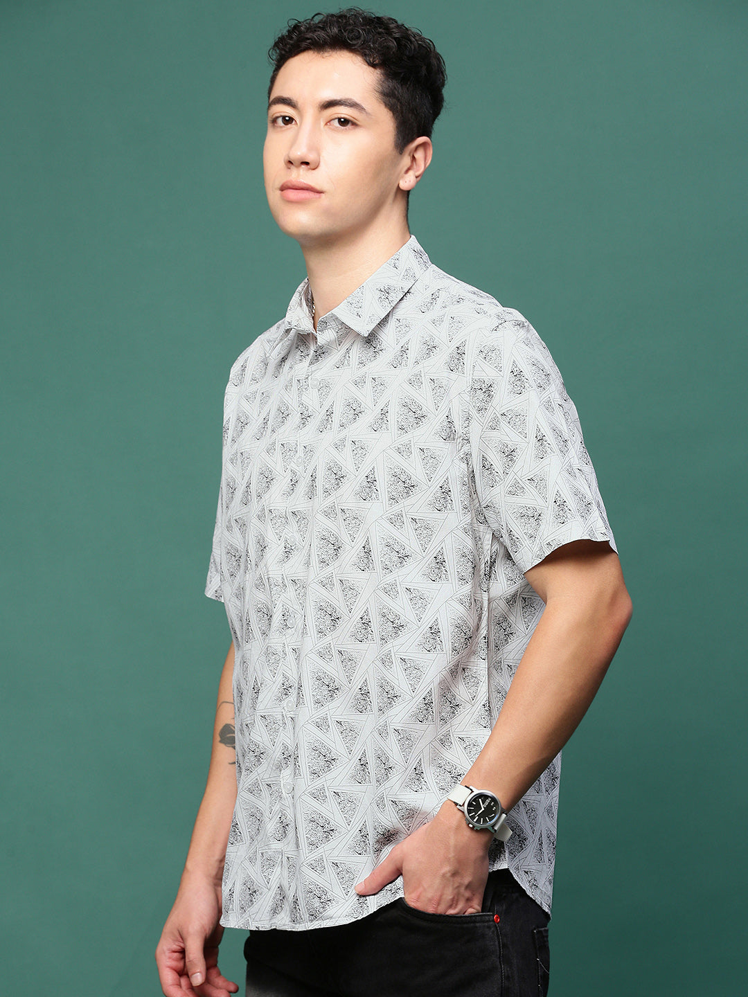 Men White Geometric Slim Fit Shirt