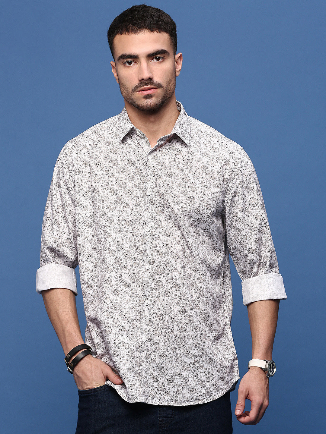 Men White Graphic Slim Fit Shirt