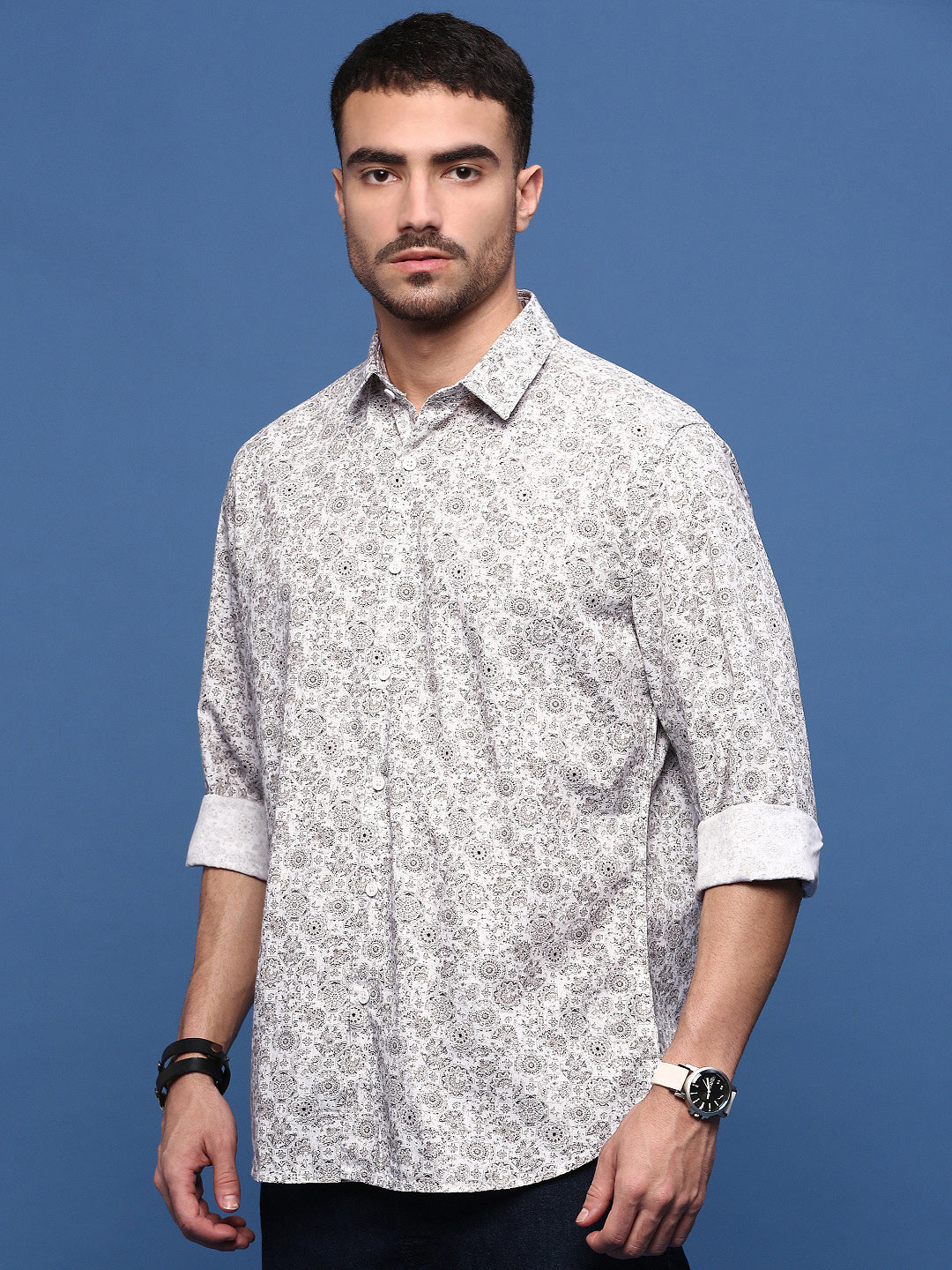 Men White Graphic Slim Fit Shirt