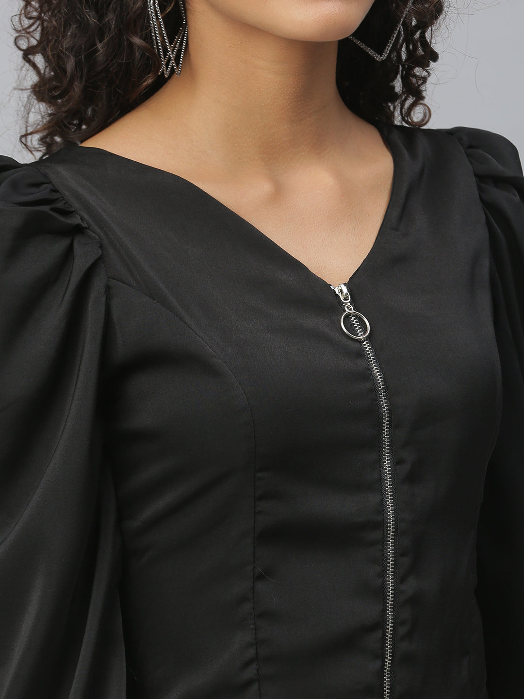 Women V-Neck Solid Black Fitted Top