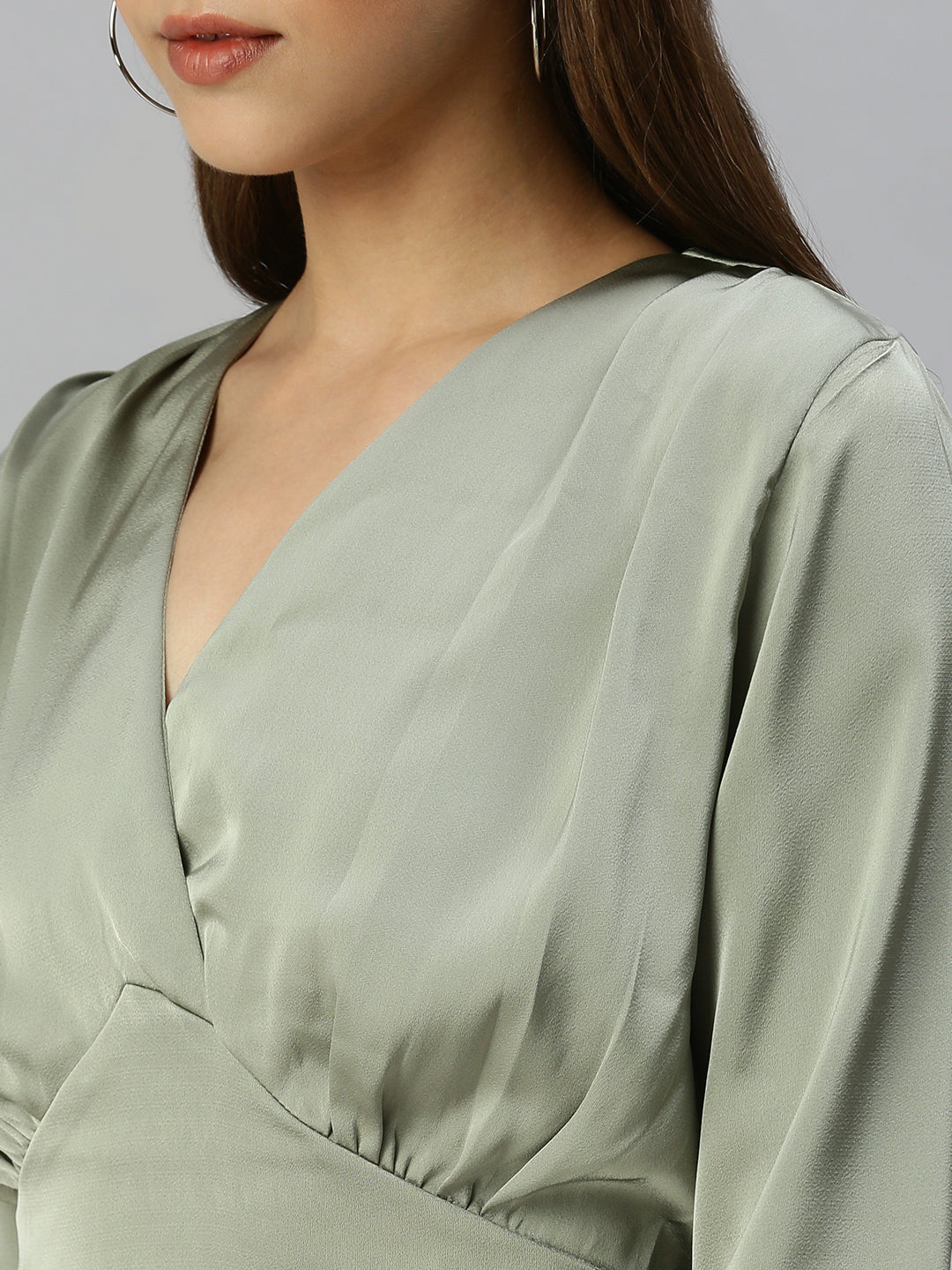 Women V-Neck Solid Green Cinched Waist Top