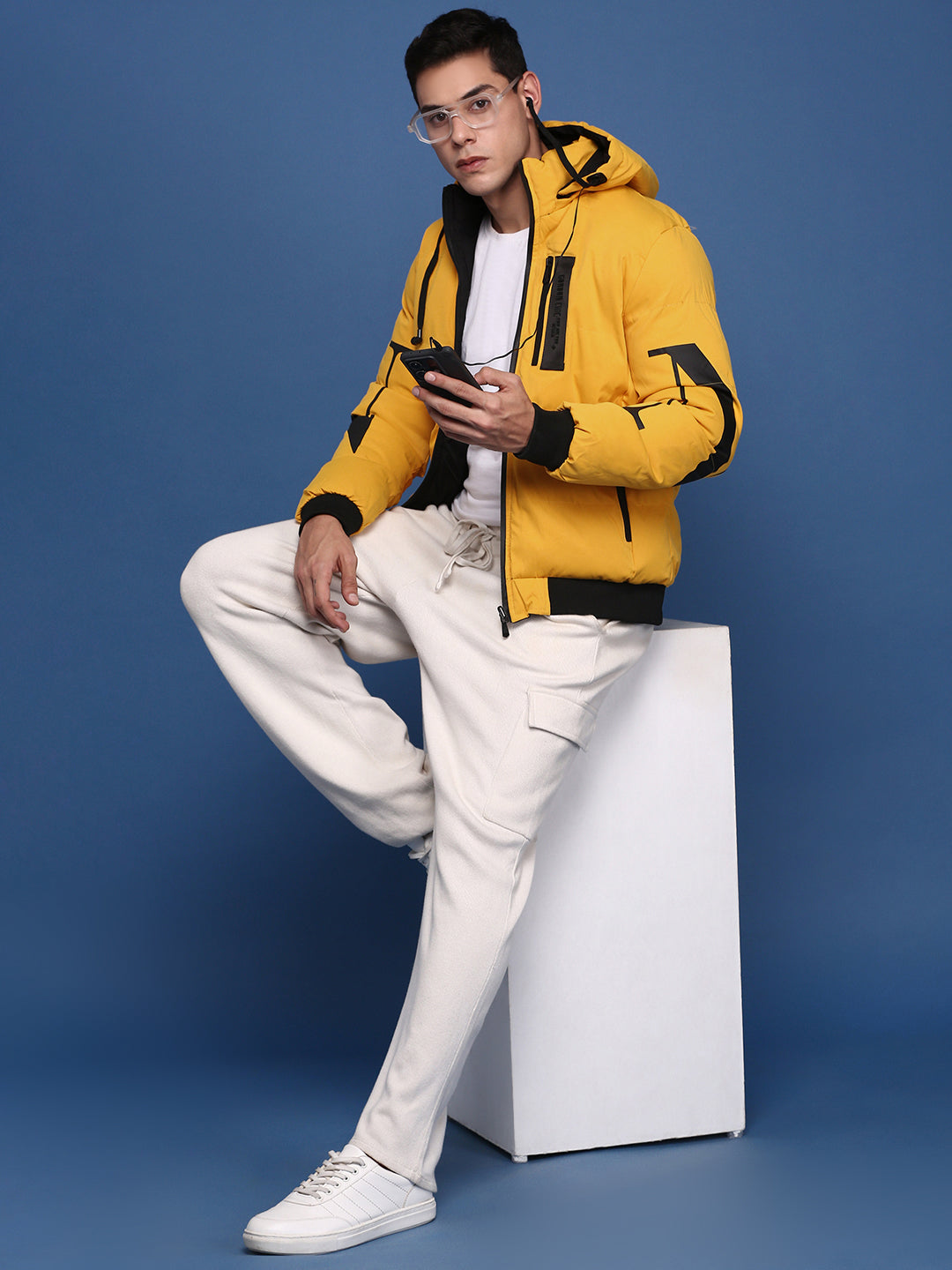 Men Solid Yellow Reversible Puffer Jacket with Hoodie