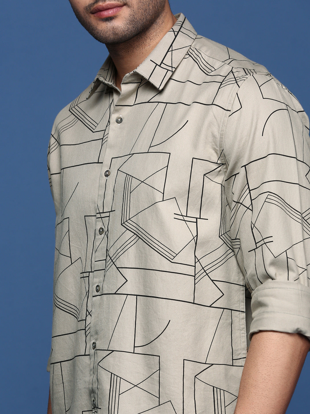 Men Geometric Grey Slim Fit Shirt