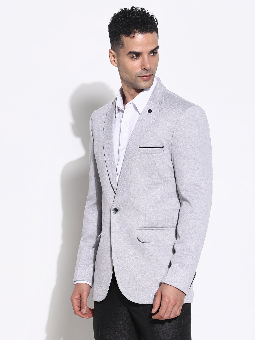 Men Grey Solid Single Breasted Blazer