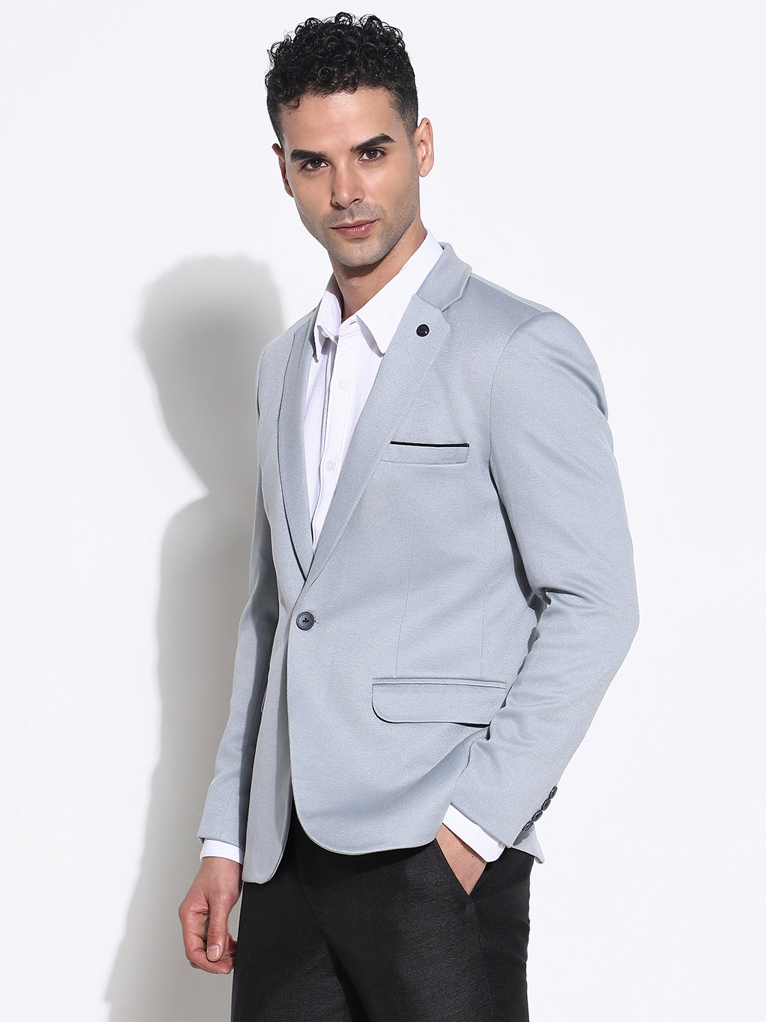 Men Grey Solid Single Breasted Blazer