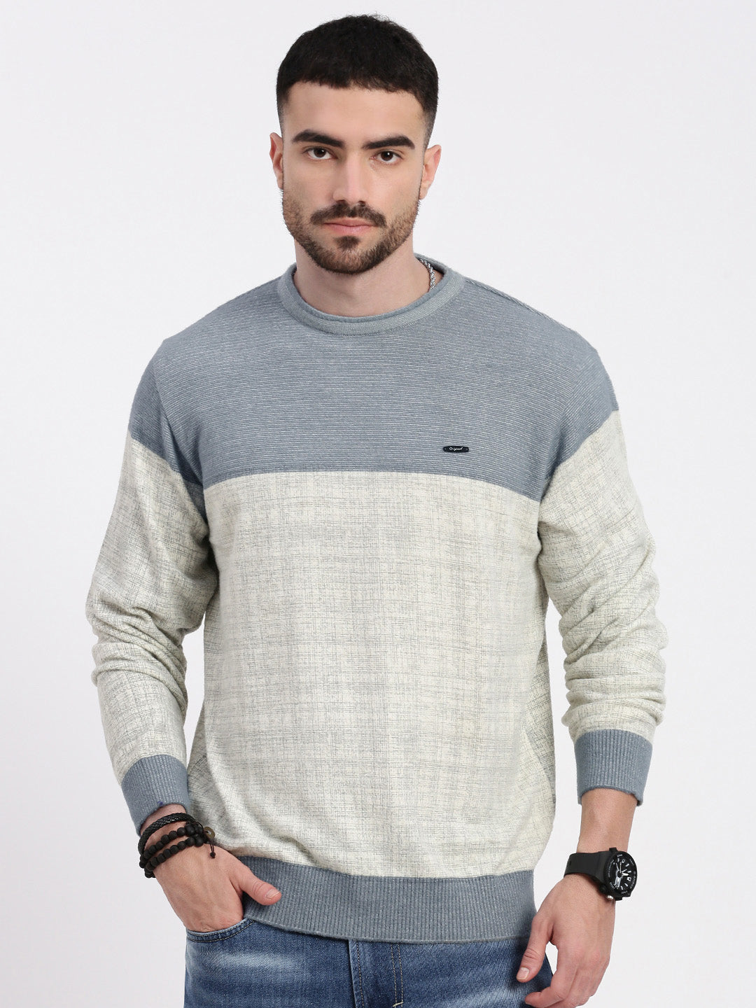 Men Grey Colourblocked Sweater