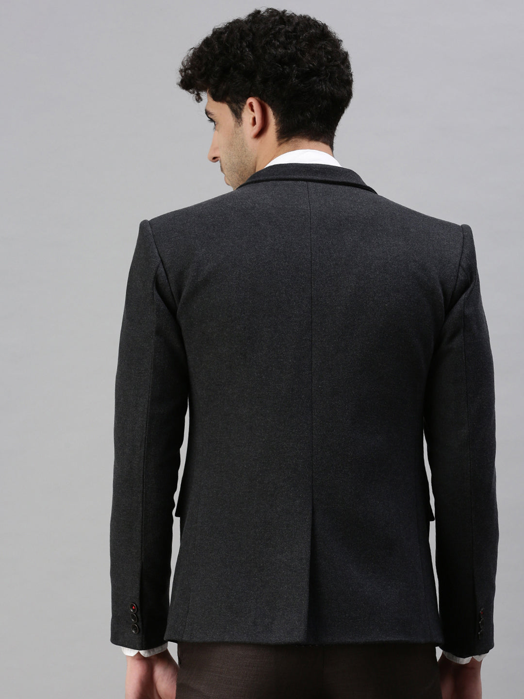 Men's Solid Black Single Breasted Blazer