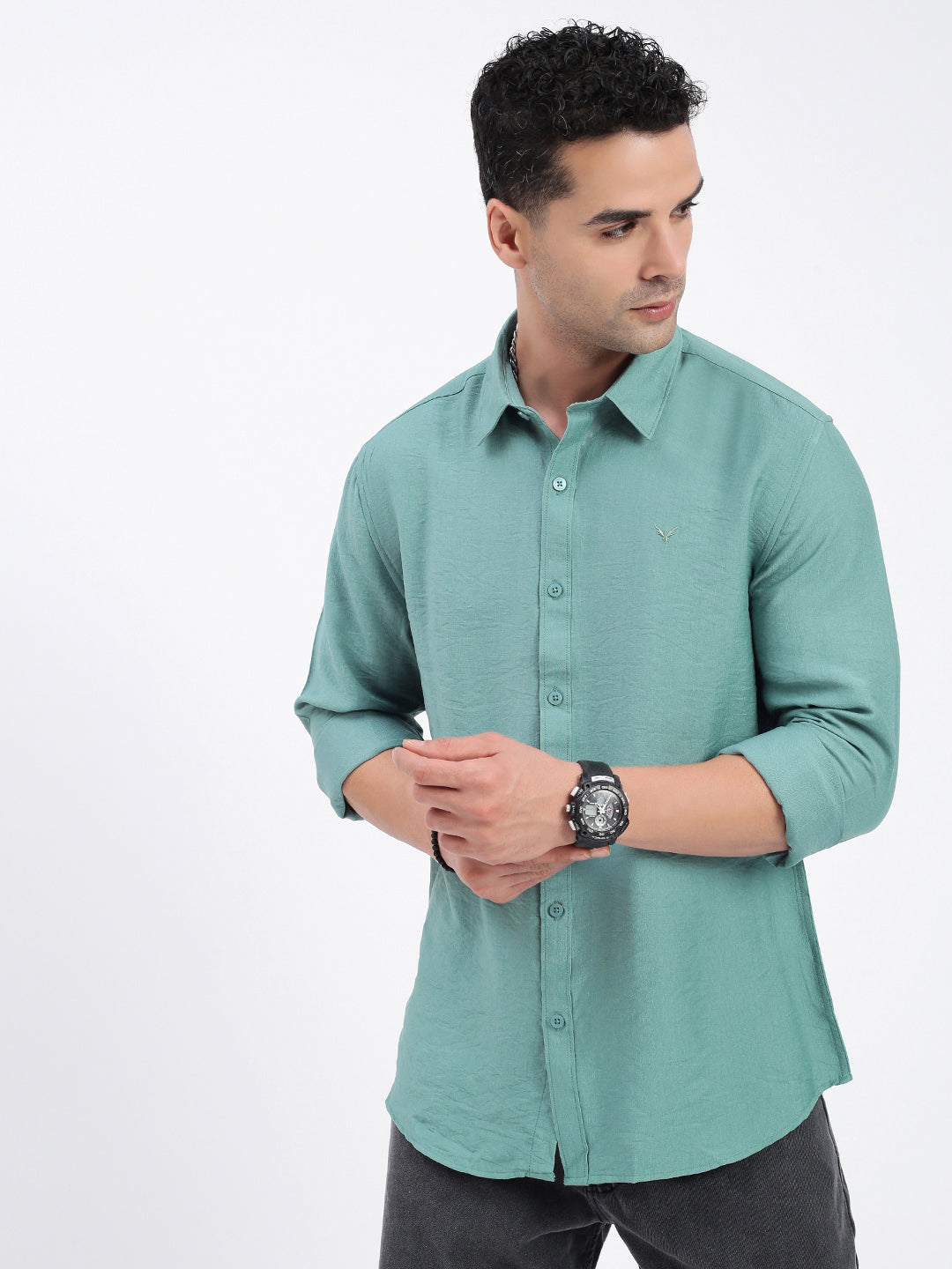 Men Solid Green Slim Fit Shirt