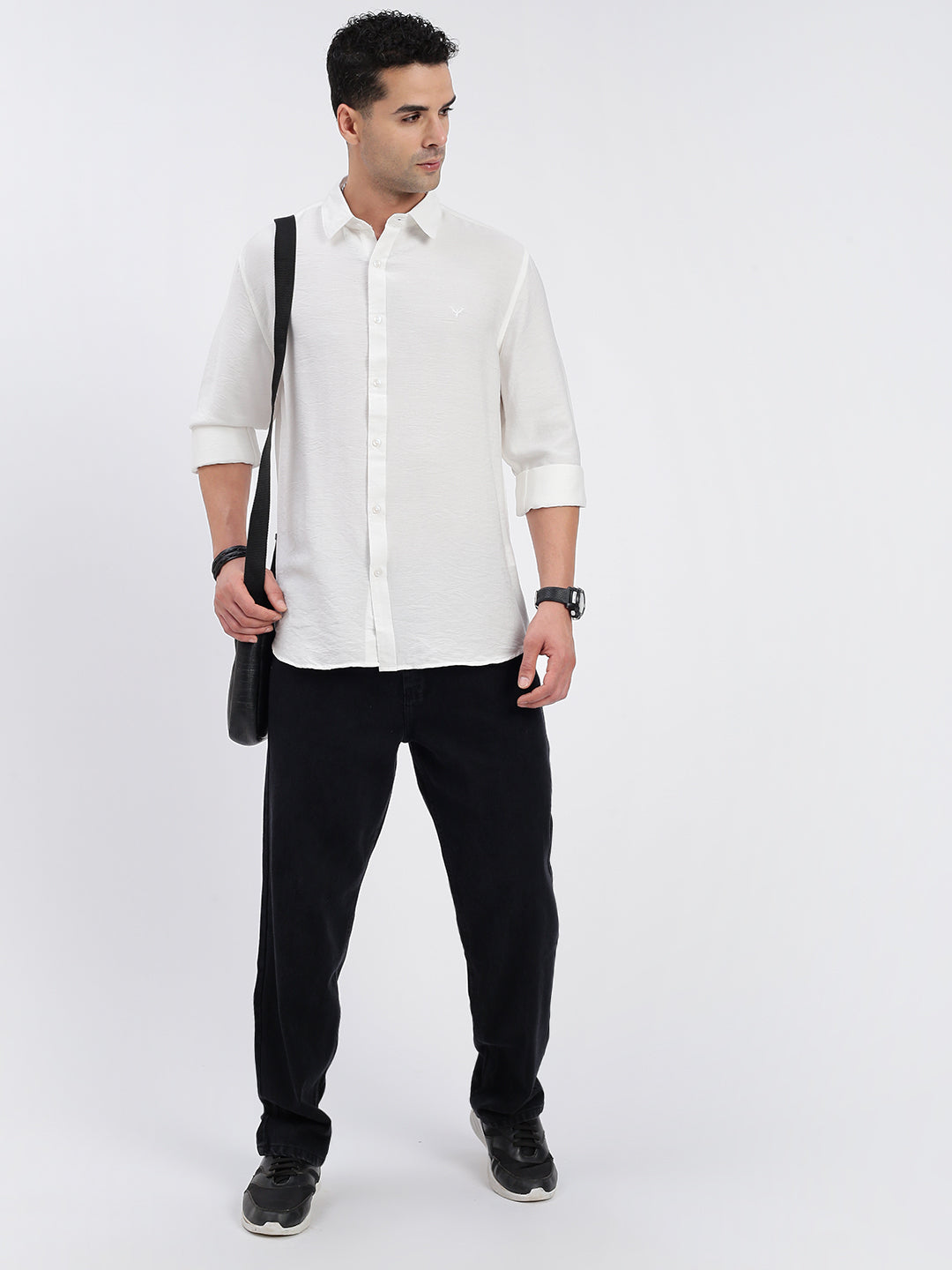 Men Solid White Slim Fit Shirt