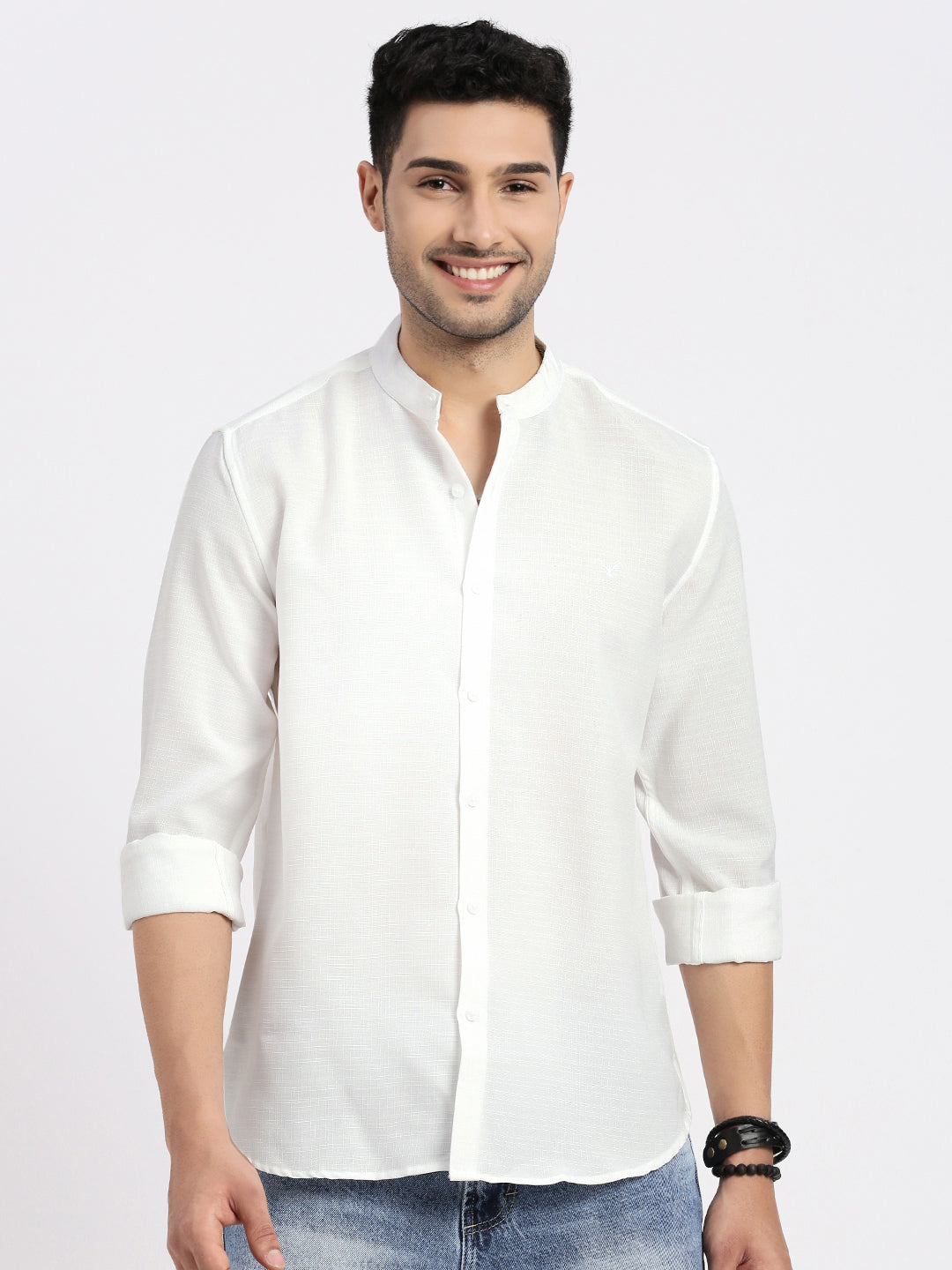 Men White Solid Slim Fit Shirt