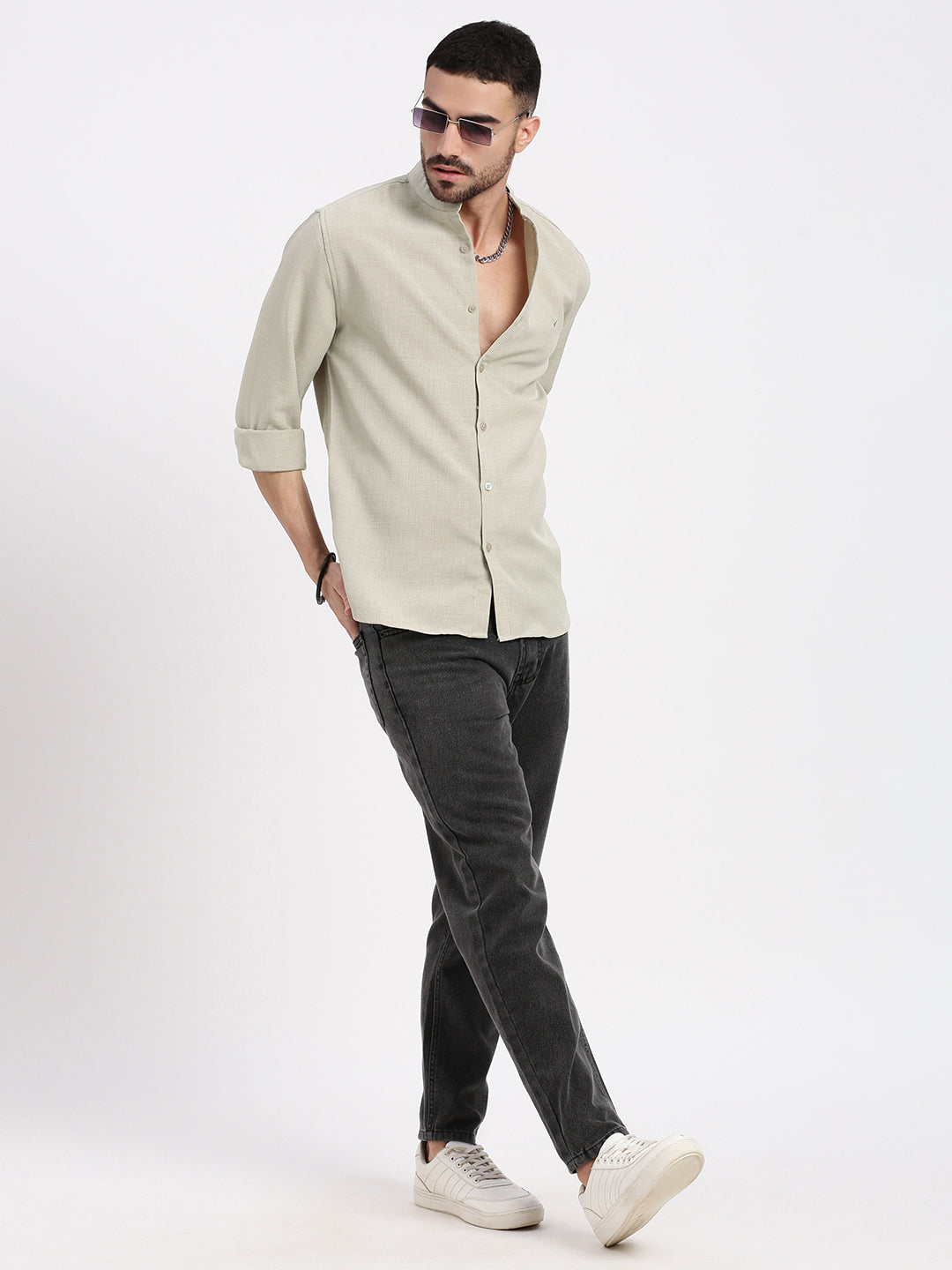 Men Beige Solid Slim Fit Shirt