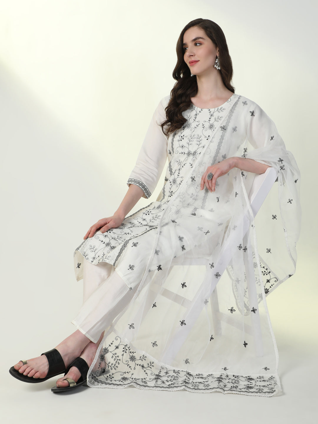 Women Off White Embroidered Kurta Set with Dupatta