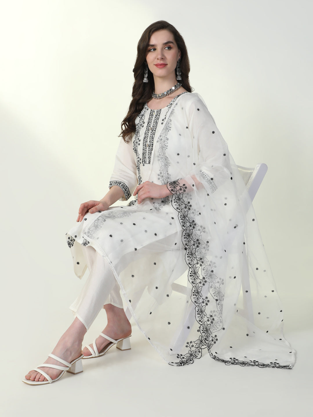 Women Off White Embroidered Kurta Set with Dupatta