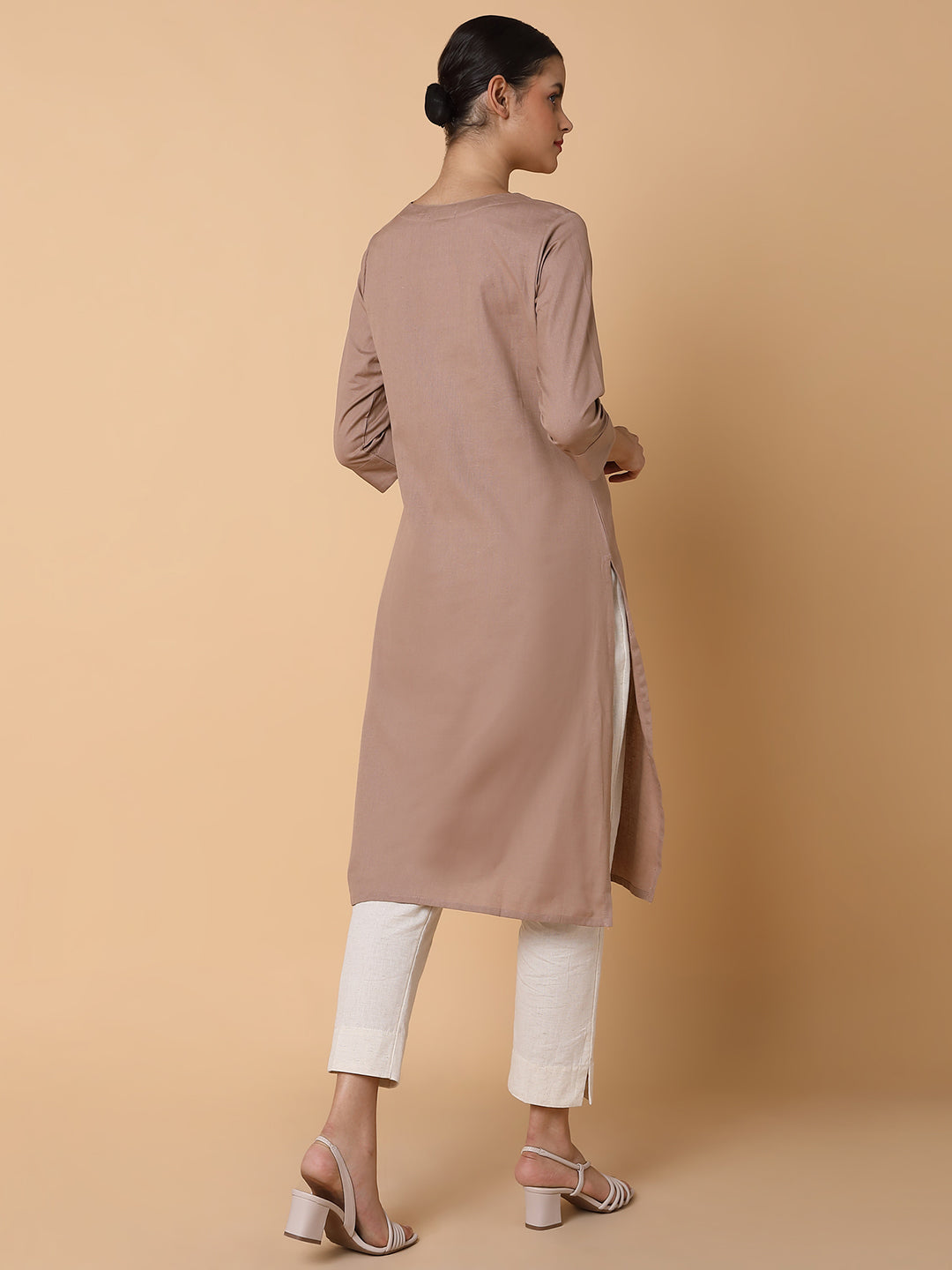 Women Solid Beige Straight Kurta