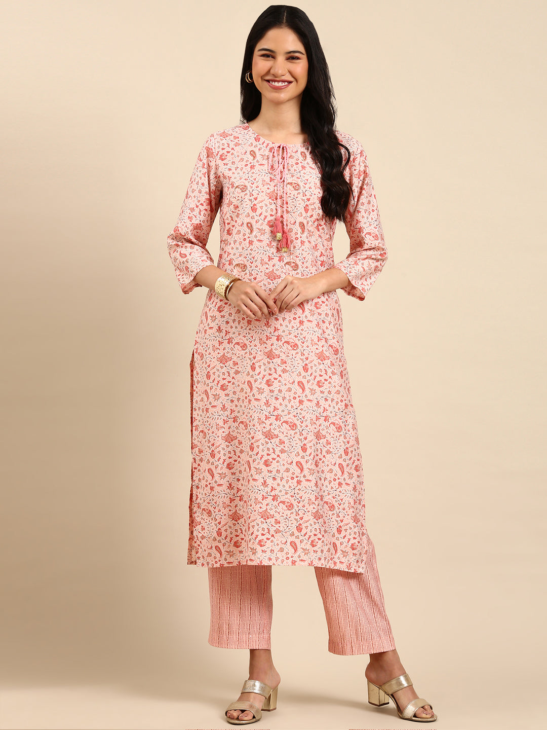 Women Paisley Peach Straight Kurta Set