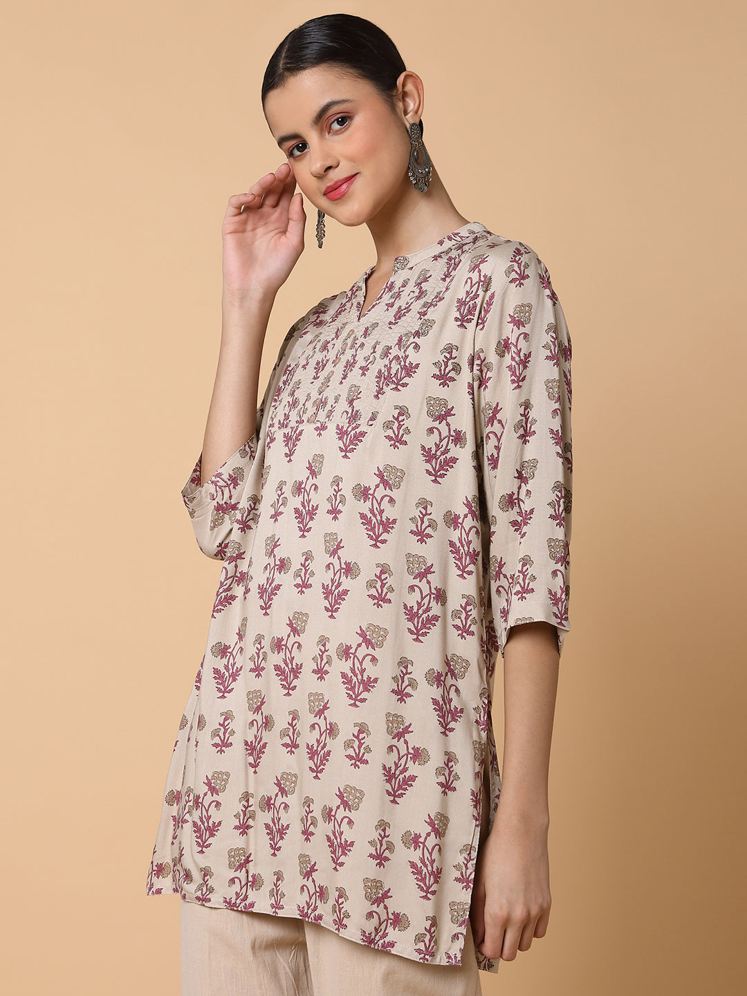 Women Floral Beige Straight Kurti