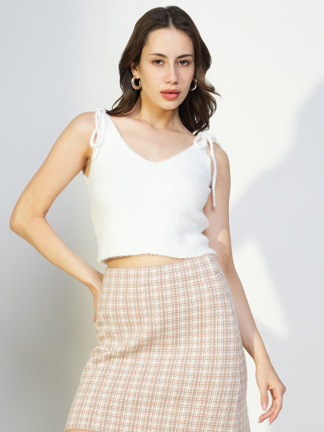 Women White Solid Crop Top