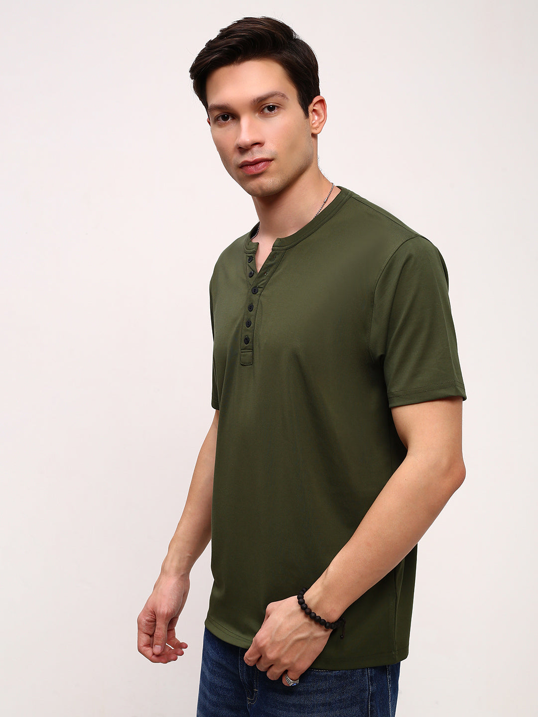 Men Olive Solid T Shirt