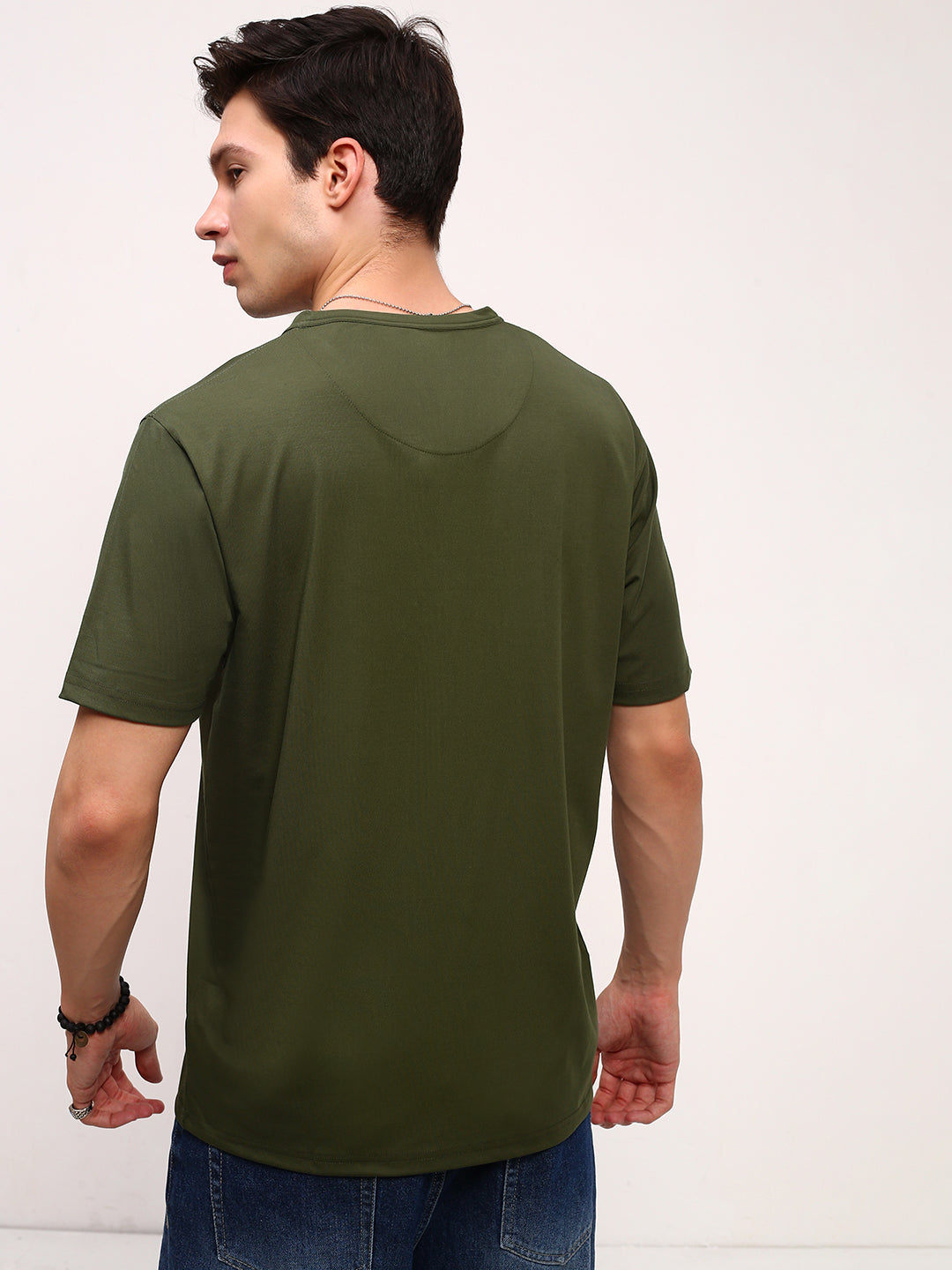 Men Olive Solid T Shirt