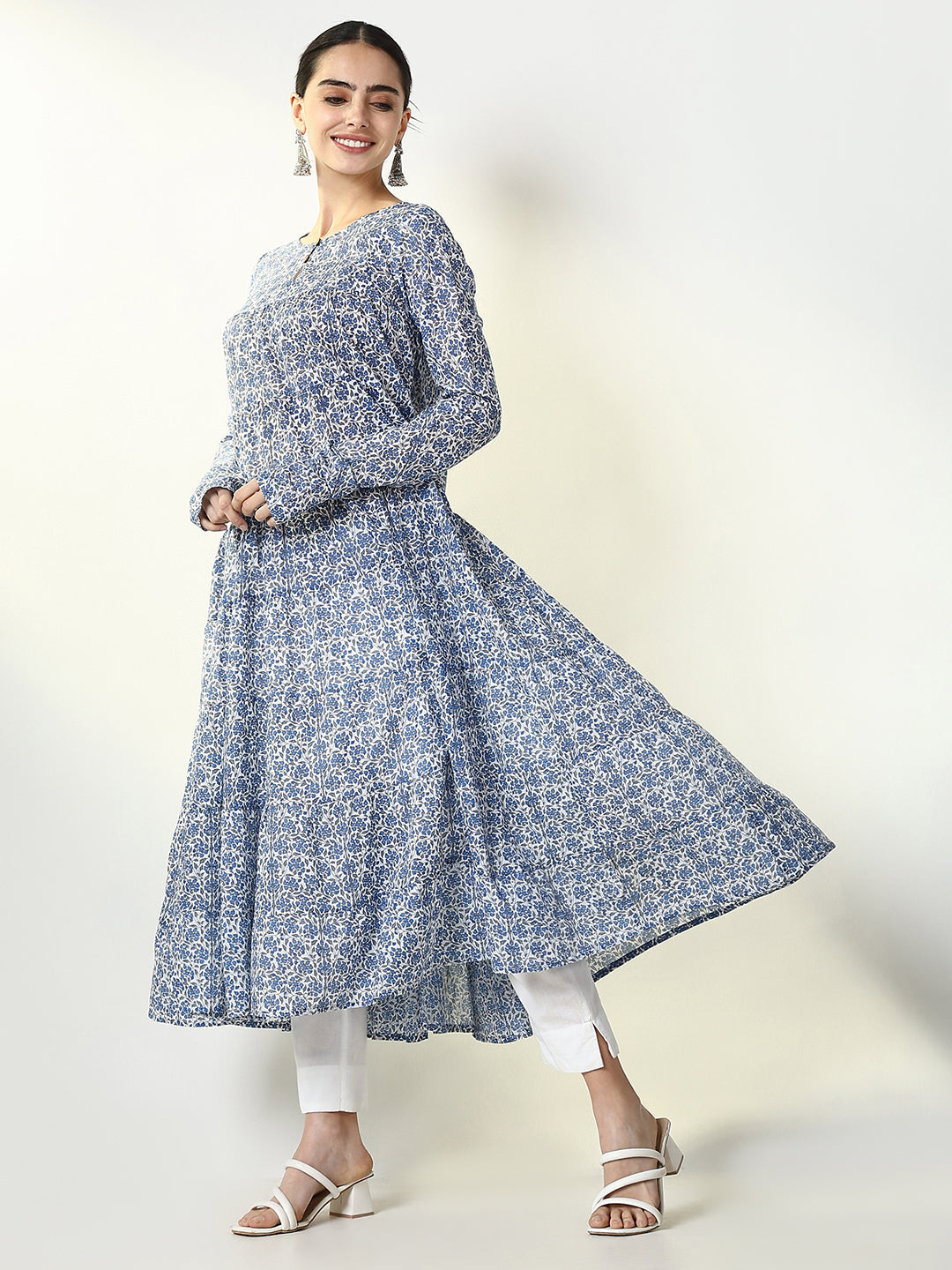 Women Blue Floral Anarkali Kurta