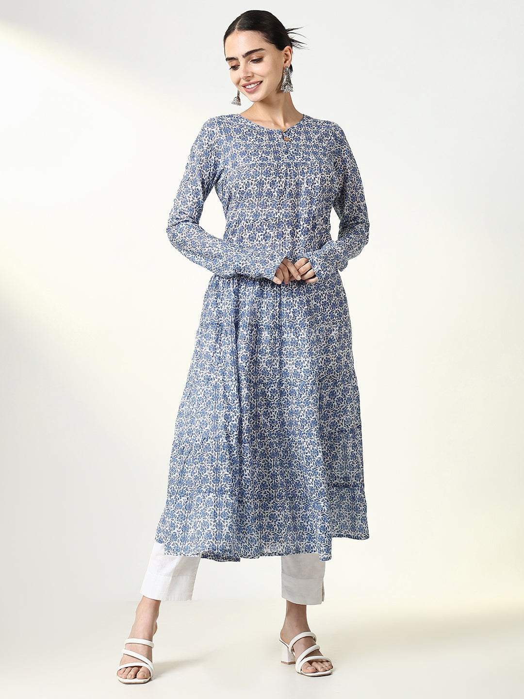 Women Blue Floral Anarkali Kurta