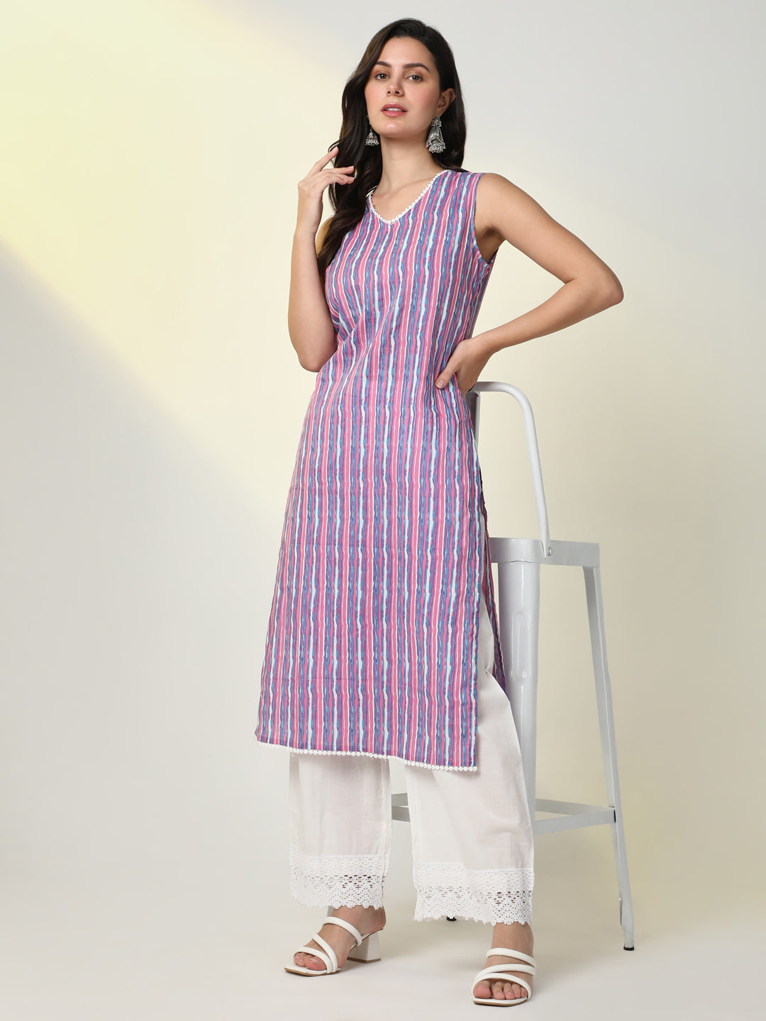 Women Purple Striped Straight Kurta Set