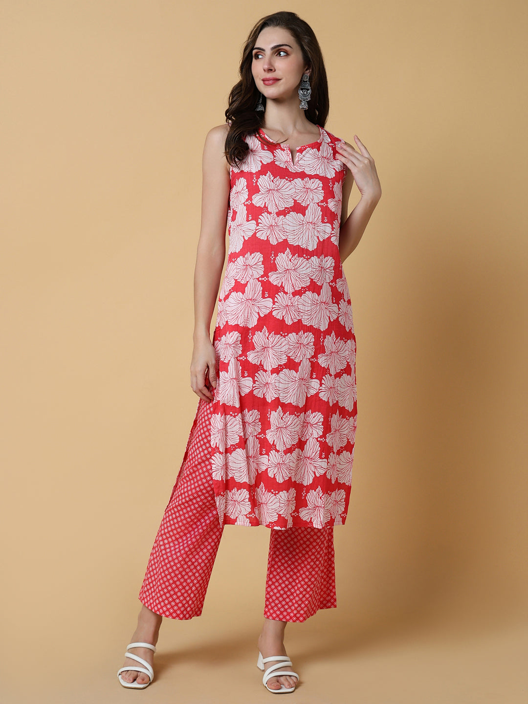 Women Floral Pink Straight Kurta Set