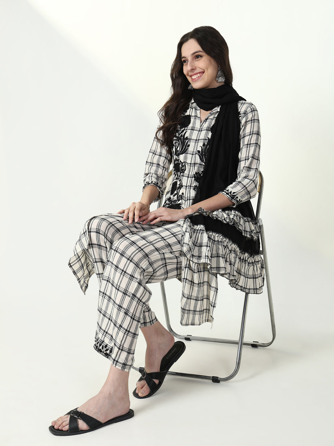 Women Checked Off White Straight Kurta Set with Dupatta