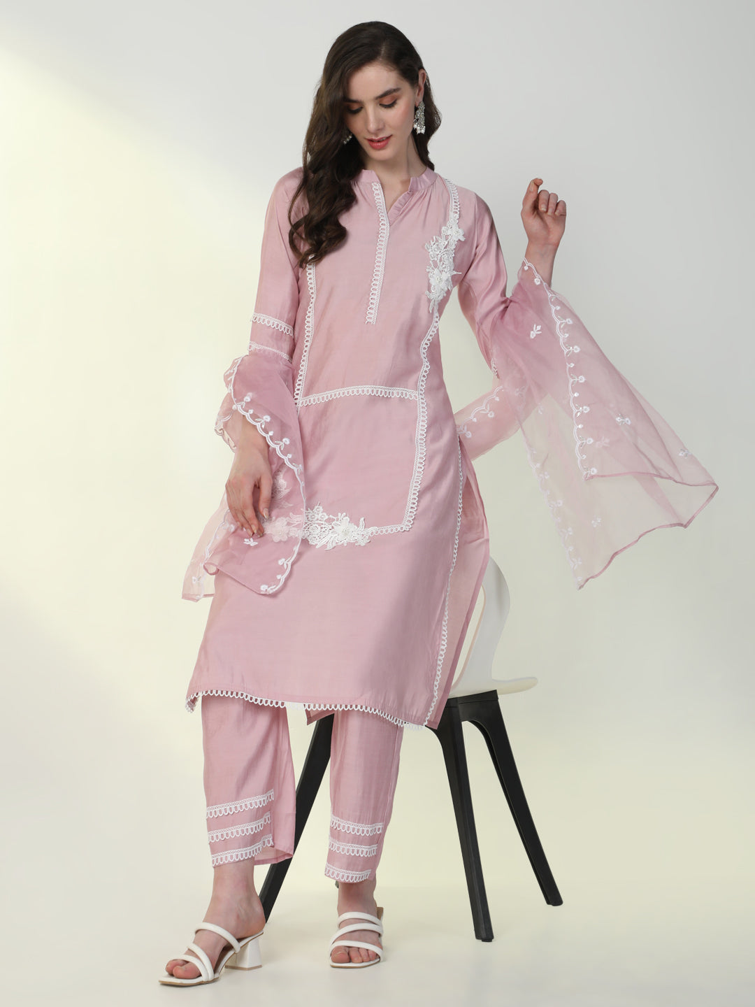 Women Pink Solid Kurta Set with Dupatta