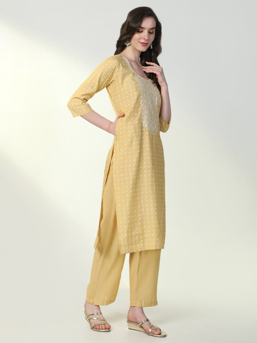 Women Yellow Graphic Kurta Set with Dupatta