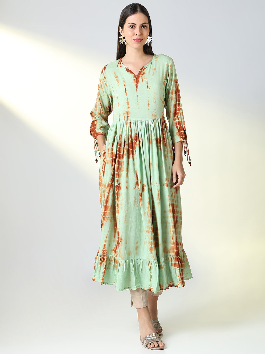 Women Green Abstract Anarkali Kurta