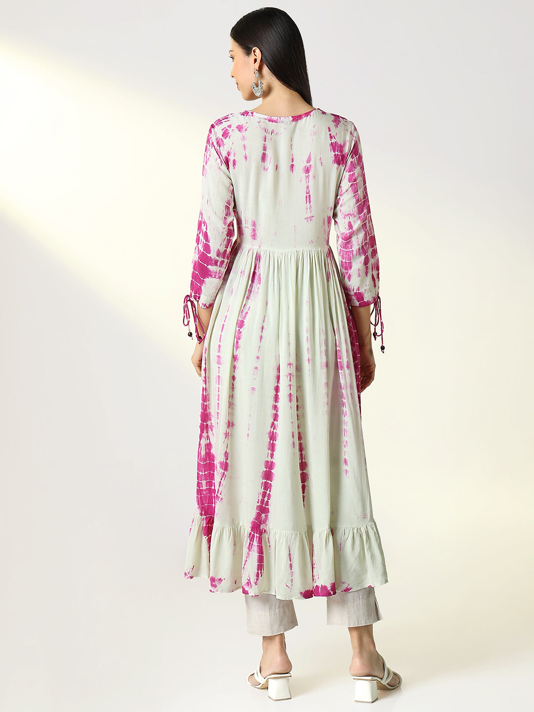 Women Off White Abstract Anarkali Kurta