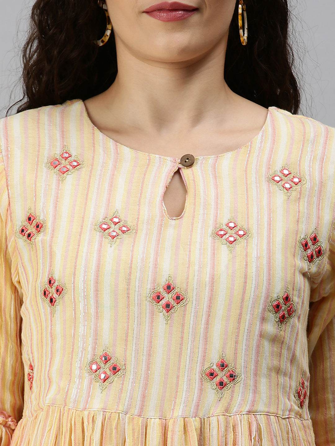 Women Printed Yellow Anarkali Kurta