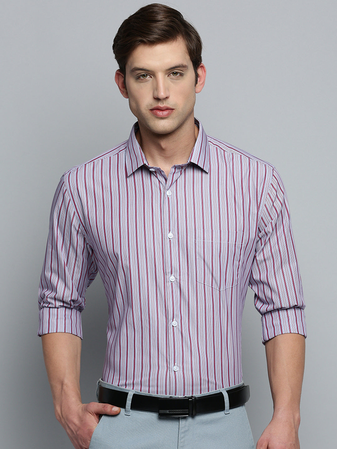 Men Spread Collar Self Design Maroon Shirt