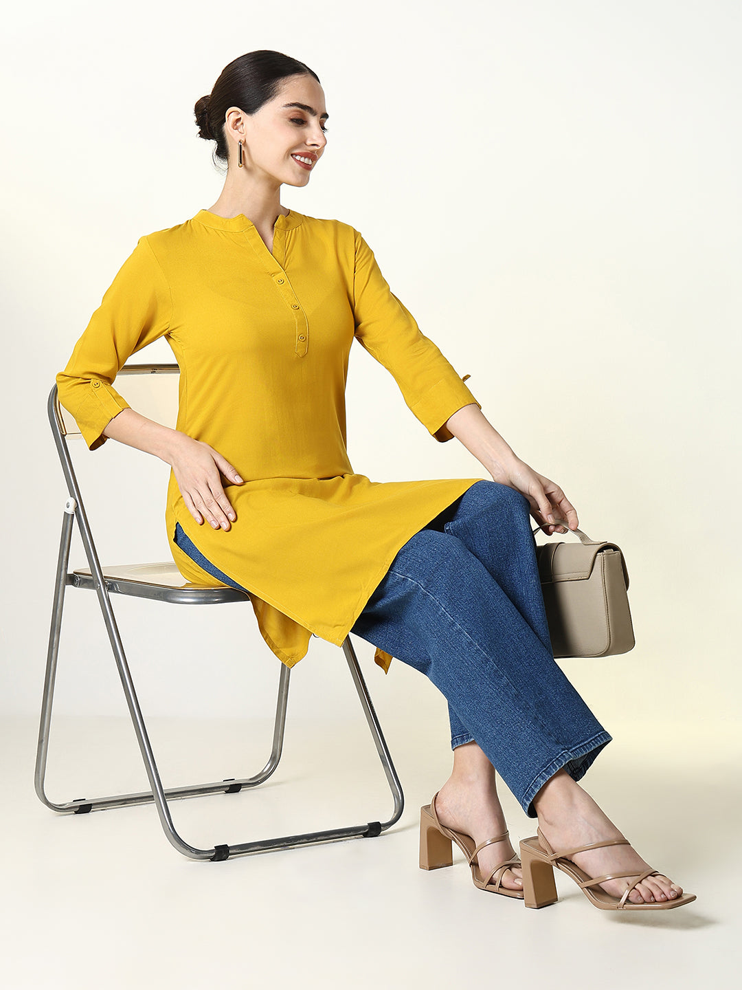 Women Yellow Solid Straight Kurti