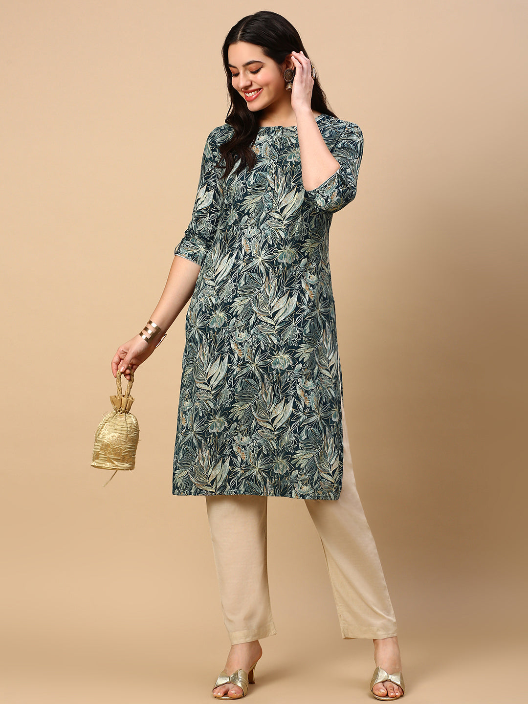 Women Green Floral Straight Kurta