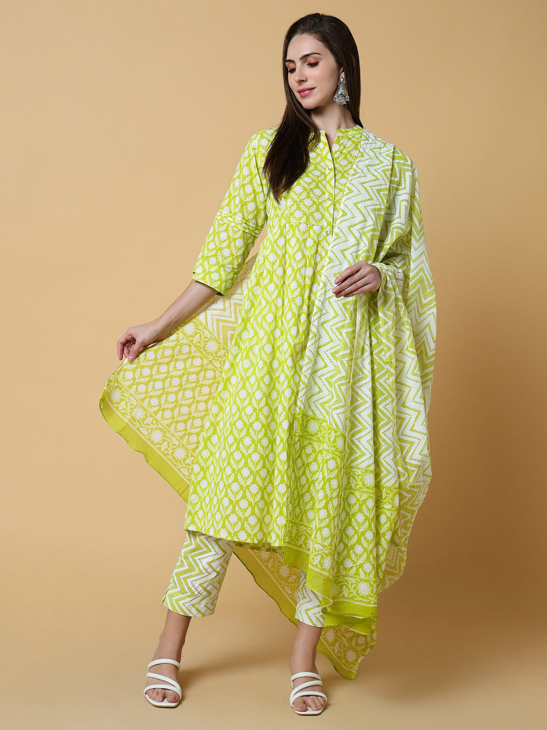 Women Floral Green Anarkali Kurta Set with Dupatta